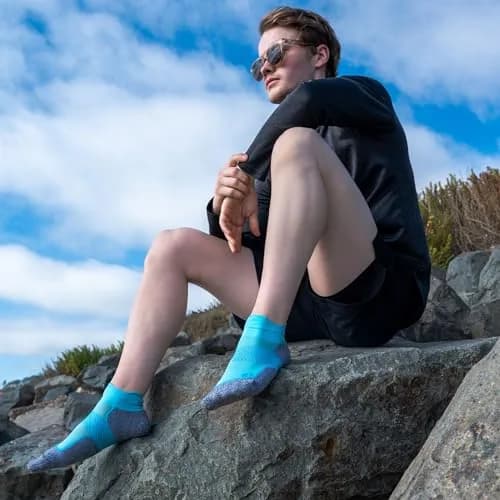 OS1st AC4 Active Comfort Socks Medium (1 Pair) | Blister Protection, Breathable, Light Compression thumbnail 3