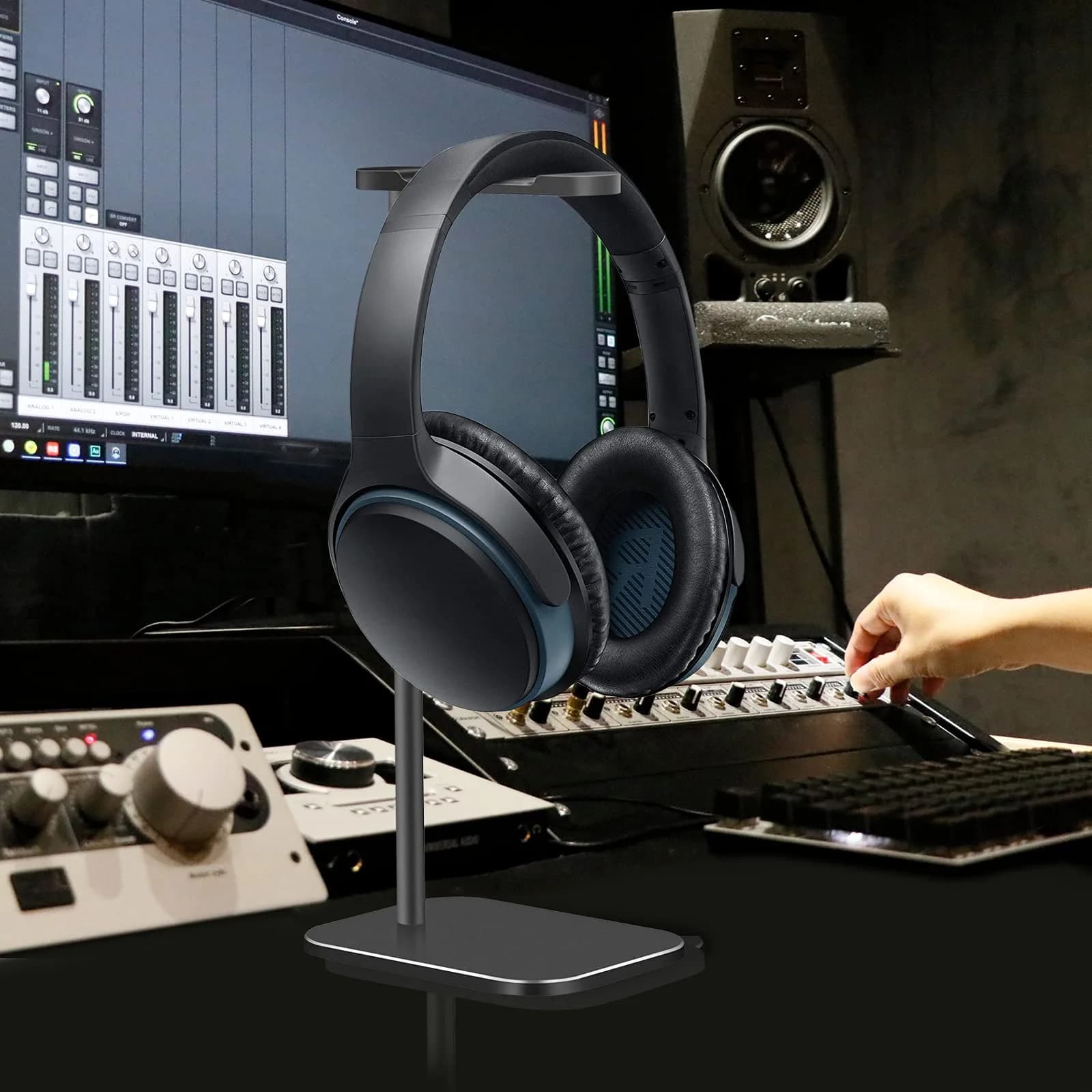 SHUOSUO Black Aluminum Headphone Stand with Solid Metal Base | Modern Minimalistic Design - view 7