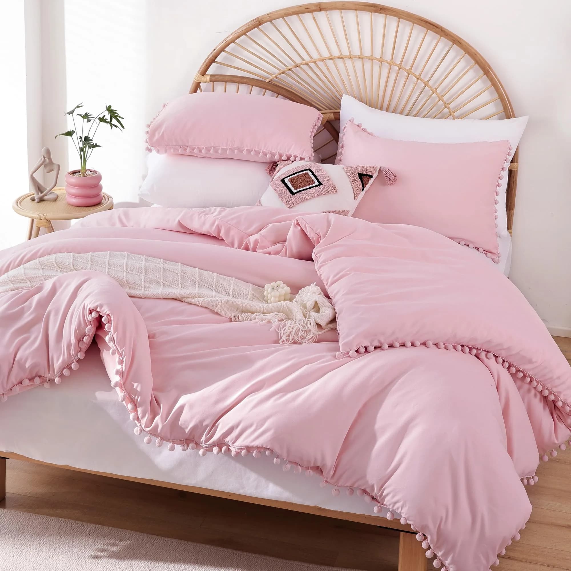 YIRDDEO Queen Comforter Set, Dust Pink Ball Pom Fringe Bedding Set 3 Pieces | Soft & Safe Microfiber Comforter for All Seasons