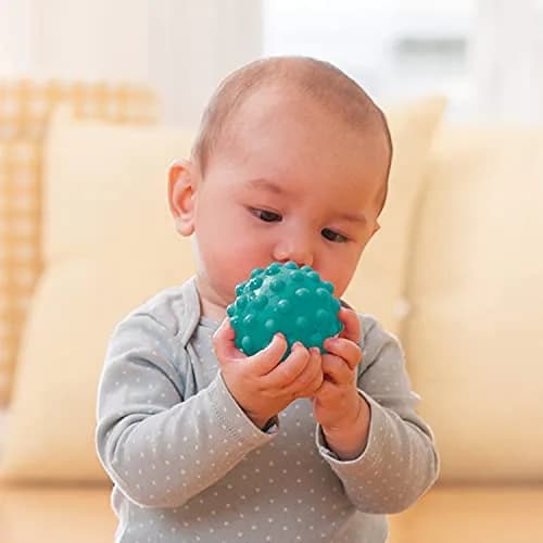 Infantino Textured Multi Ball Set 10-Piece | BPA-Free Sensory Toy for Babies 6+ Months thumbnail 4