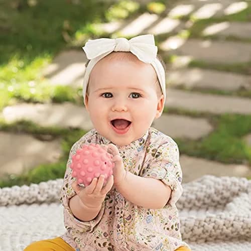 Infantino Textured Multi Ball Set 10-Piece | BPA-Free Sensory Toy for Babies 6+ Months thumbnail 2