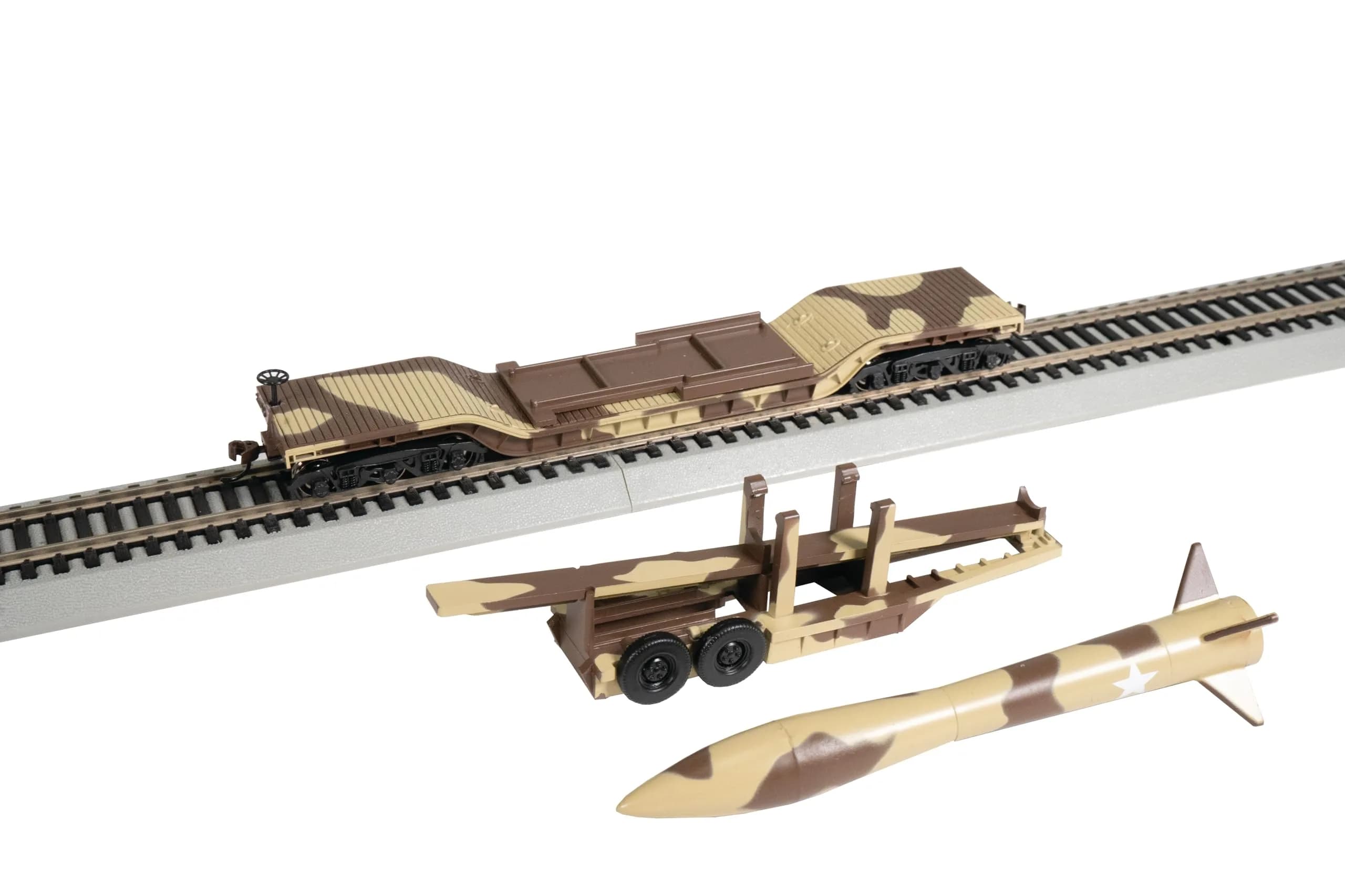 Bachmann Trains 52' Center Depressed Flat Car Camouflage - Missile HO Scale | Highly Detailed Painted Body with Precision Graphics - view 4