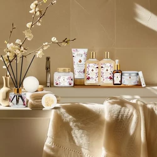 LILY ROY 17Pcs Spa Gift Set | Moisturizing Bath Basket for Women & Mom (17 Piece) thumbnail 3