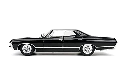 Jada Supernatural 1:24 1967 Chevy Impala Die-cast Car with Dean Winchester Figure | Ages 8+ (20 cm x 15 cm x 8 cm) thumbnail 6