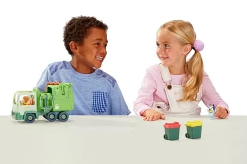 Bluey Garbage Truck - 2.5" Bluey and Bin Man Figures with Playset, Multicolor | ASTM-Tested Toy Playset for Kids 3-6 thumbnail 2