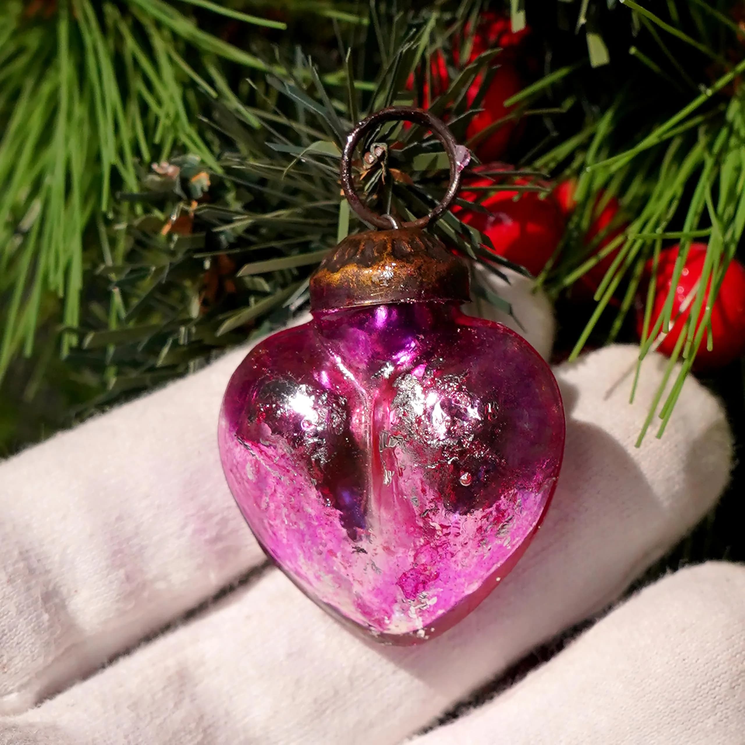 Indian Shelf Retro Distress Glass Christmas Tree Ornaments 25 Pieces (1.5 inches / 3.81 cm) - view 5