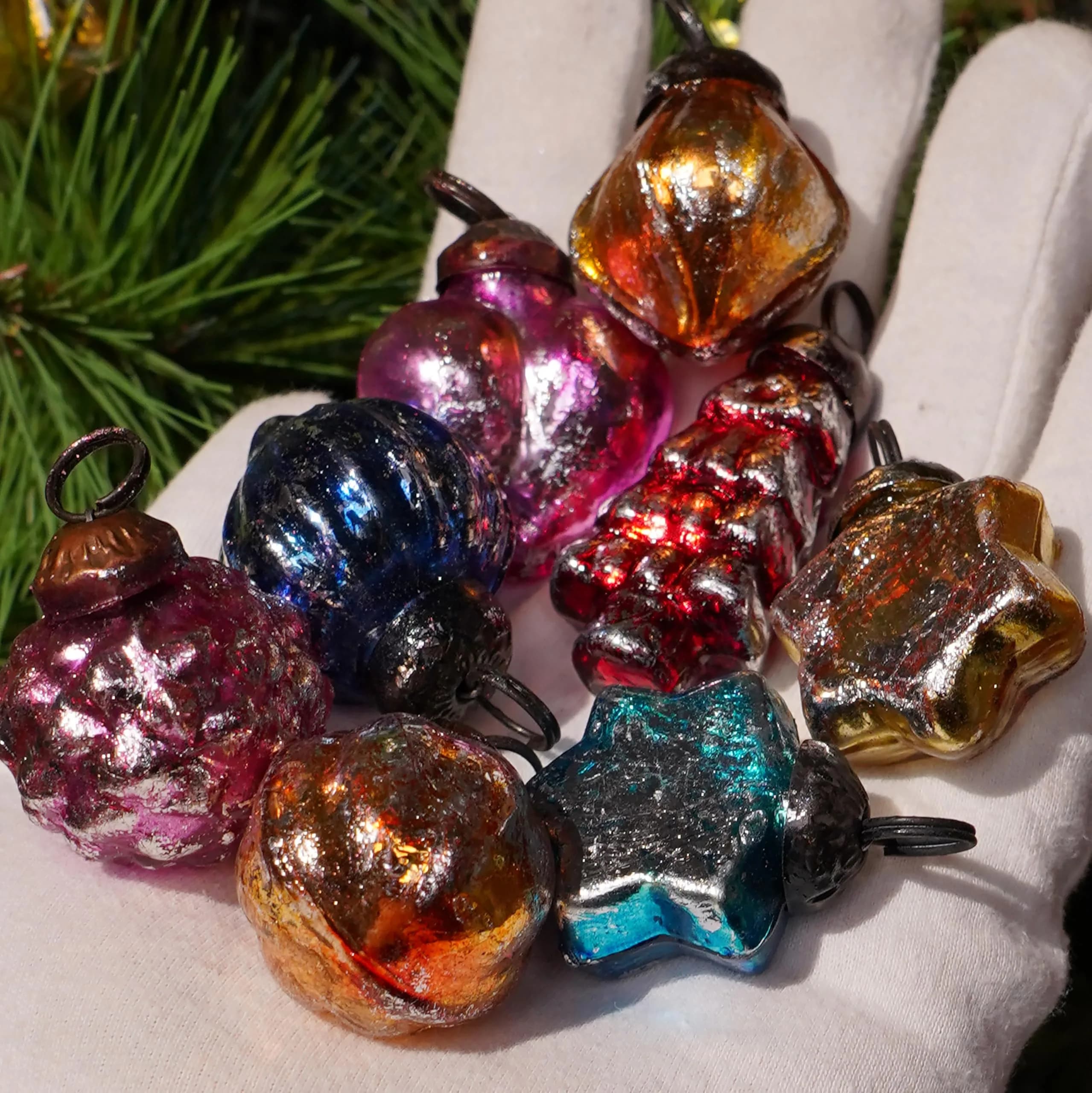 Indian Shelf Retro Distress Glass Christmas Tree Ornaments 25 Pieces (1.5 inches / 3.81 cm) - view 7