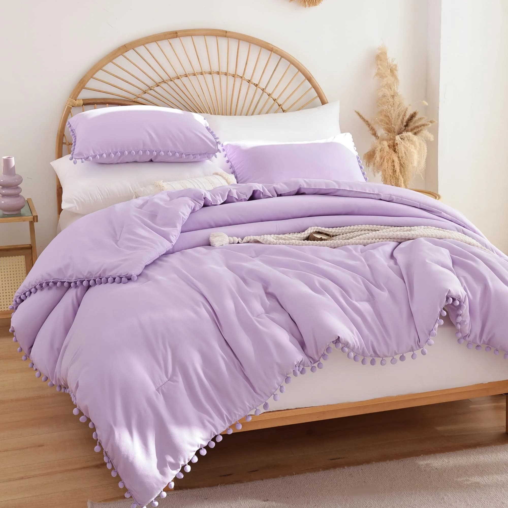 YIRDDEO Queen Comforter Set, Lavender Purple Ball Pom Fringe Bedding 3 Pcs | Soft & Safe Polyester Comforter for All Seasons — Lavender Purple