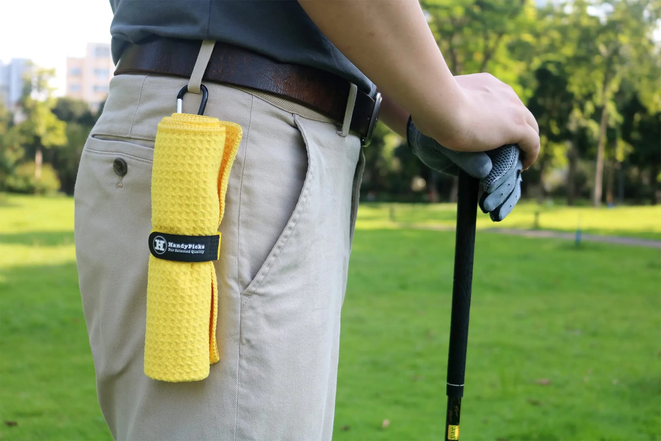 Handy Picks Yellow Microfiber Golf Towel 40cm x 40cm with Carabiner Clip - view 3
