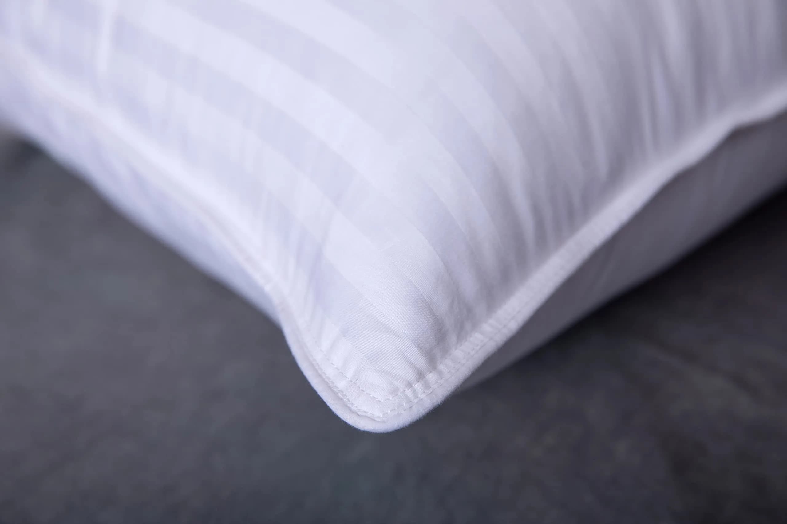 ArcticNorthDown King Size Goose Down Feather Pillow 51cm x 91cm (20in x 36in) | Hotel Collection for All Sleepers - view 4