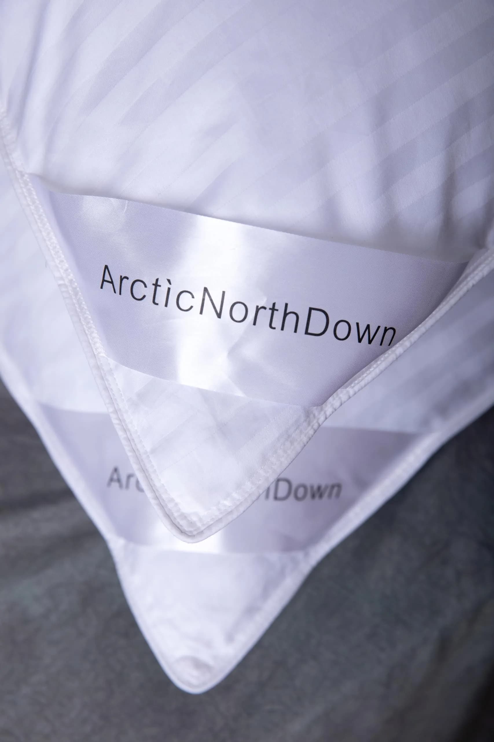 ArcticNorthDown Standard Goose Down Feather Pillow 51x66 cm (20x26 in) | 300TC Cotton Cover, Plush Firmness - view 5