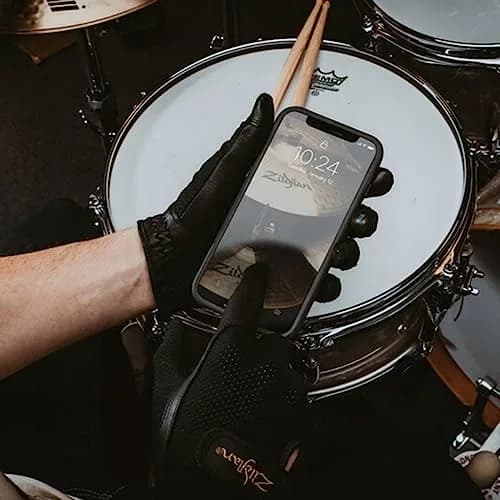 Zildjian Touchscreen Drummers' Gloves Large | Ventilated Lambskin Grip & Tech Compatibility thumbnail 3