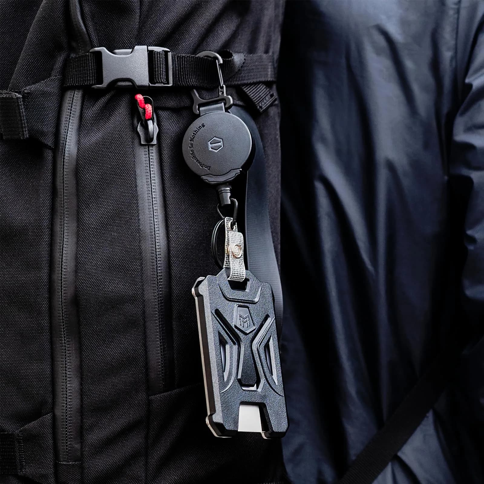 MNGARISTA Black PC Retractable Badge Holder with Carabiner Clip & 31.5" Reel - view 3
