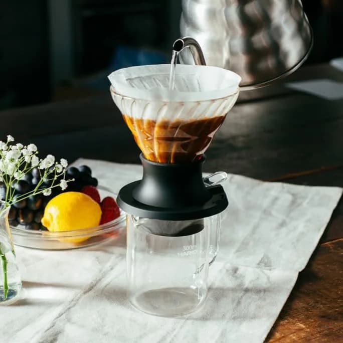 HARIO Switch Immersion Dripper Size 03 | Hybrid Pour-Over & Immersion Coffee Maker thumbnail 9