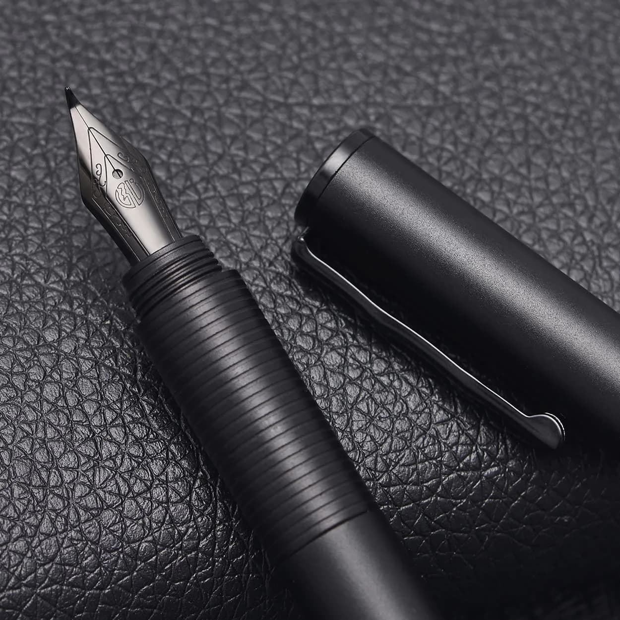 erofa H3 Fountain Pen - Titanium Black Bent Nib with Bamboo Clip, 0.5mm Fine Point - main product image