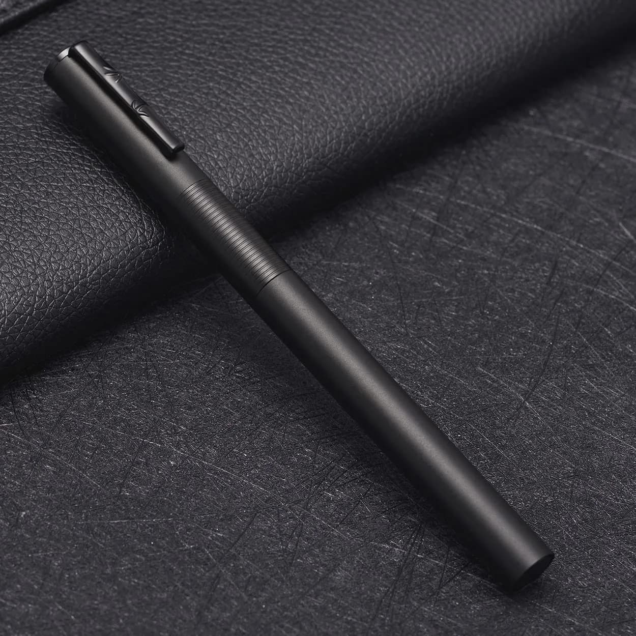 erofa H3 Fountain Pen - Titanium Black Bent Nib with Bamboo Clip, 0.5mm Fine Point - view 2