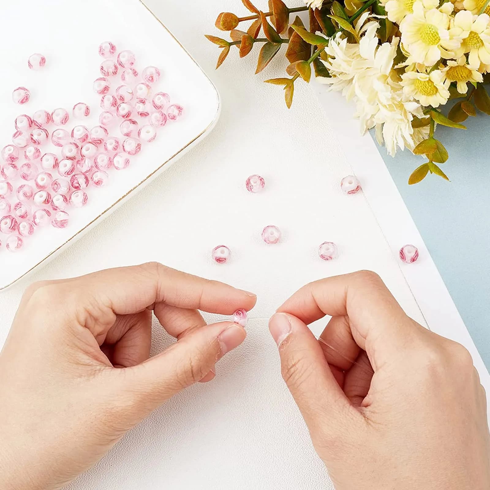 PH PandaHall 8mm Rose Lampwork Beads | 70pcs Glass Beads with 2mm Hole, Silver Foil Flower Design - view 5