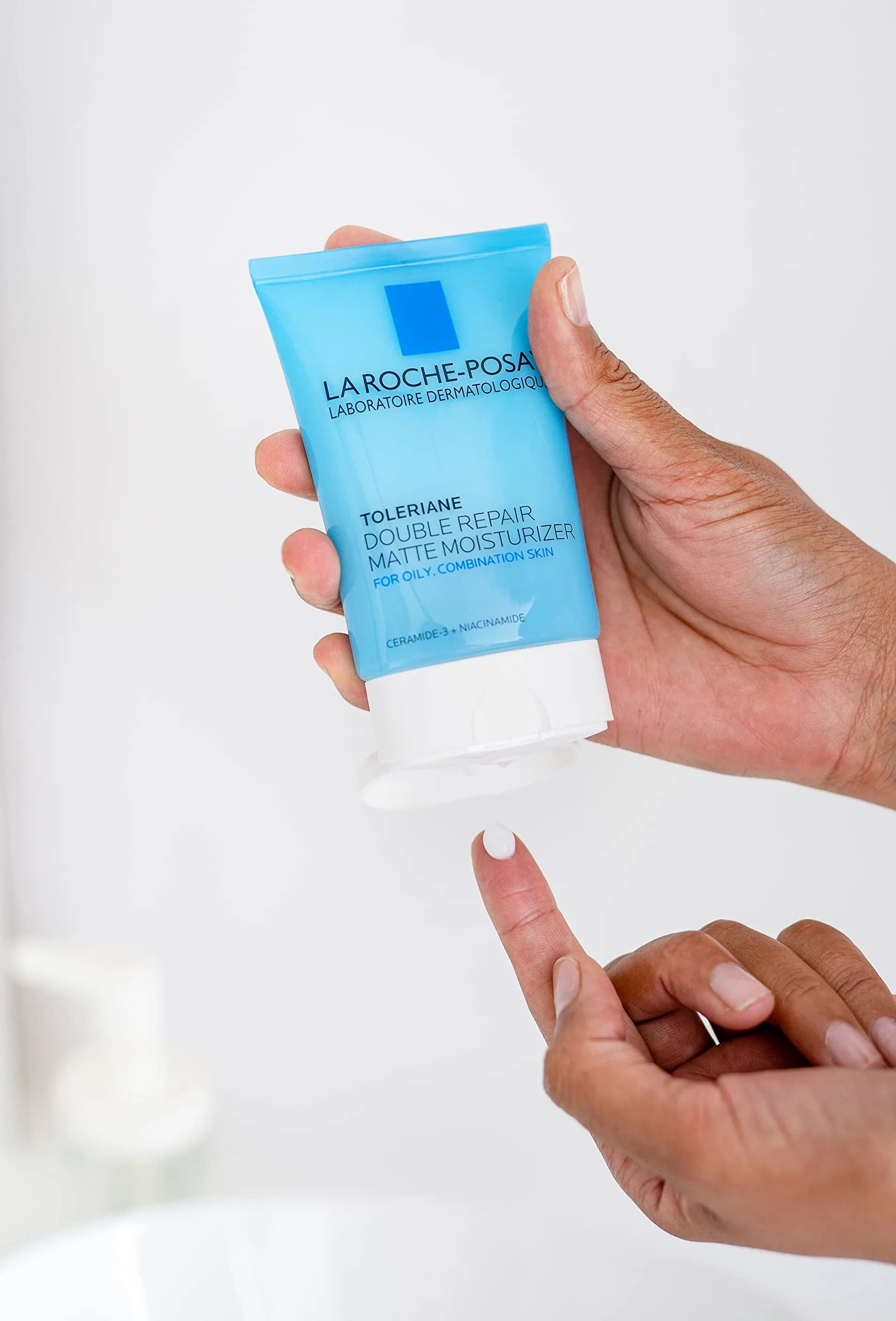 La Roche-Posay Toleriane Double Repair Matte Face Moisturizer 100ml (3.38 Fl Oz) | Controls Oil & Shine for Oily Skin - view 8
