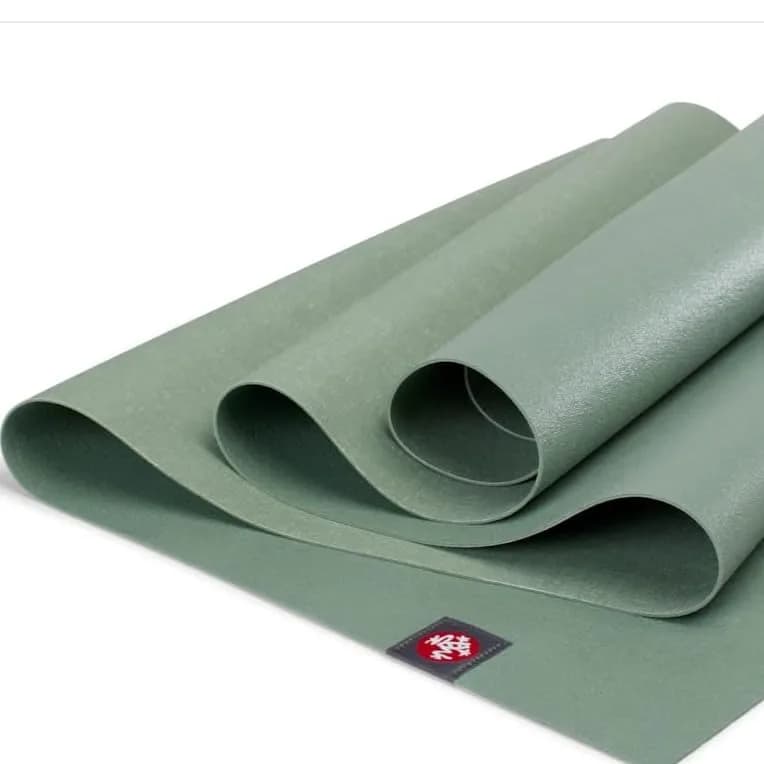 Manduka eKO SuperLite Yoga Mat 71 x 24 inches (1.5mm) | Natural Rubber Travel Mat - view 5
