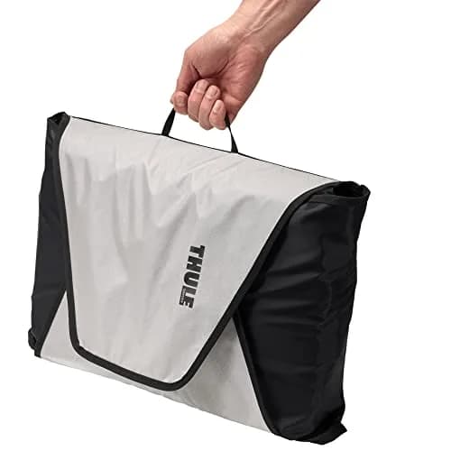 Thule Garment Folder | Maximize Packing Space & Minimize Wrinkles in Carry-On (70-120 chars) thumbnail 4