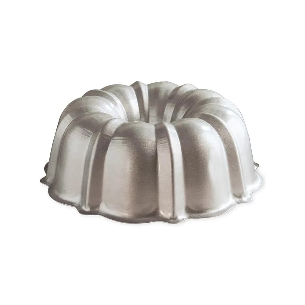 Nordic Ware Formed Treat Bundt Pan 12 Cup 2.84 L (12 Cup) Silver | Bakes Picture-Perfect Cakes With Ease — Silver