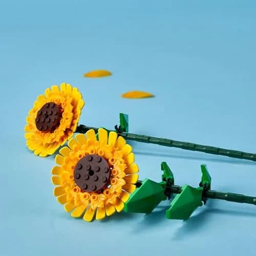 LEGO Sunflowers Building Toy 40524 - 191 Pieces | Artificial Flowers for Home Decor thumbnail 3