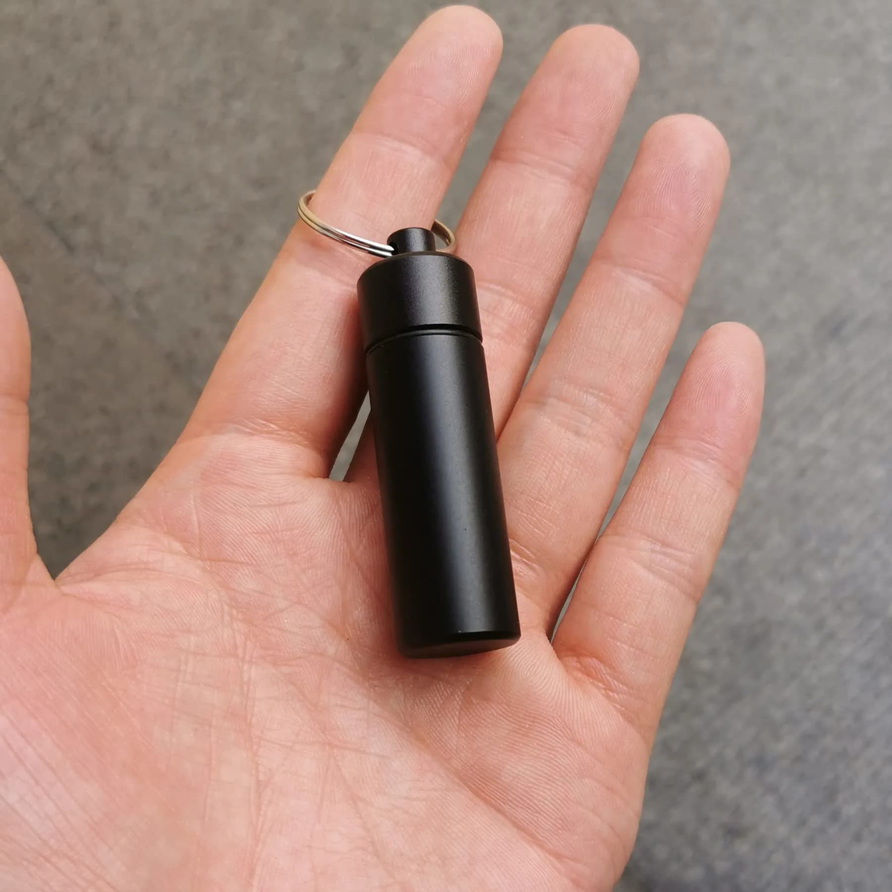 LETAOWJ Small Pill Box Waterproof Keychain Pill Holder with Keyring | 1 Compartment - view 3