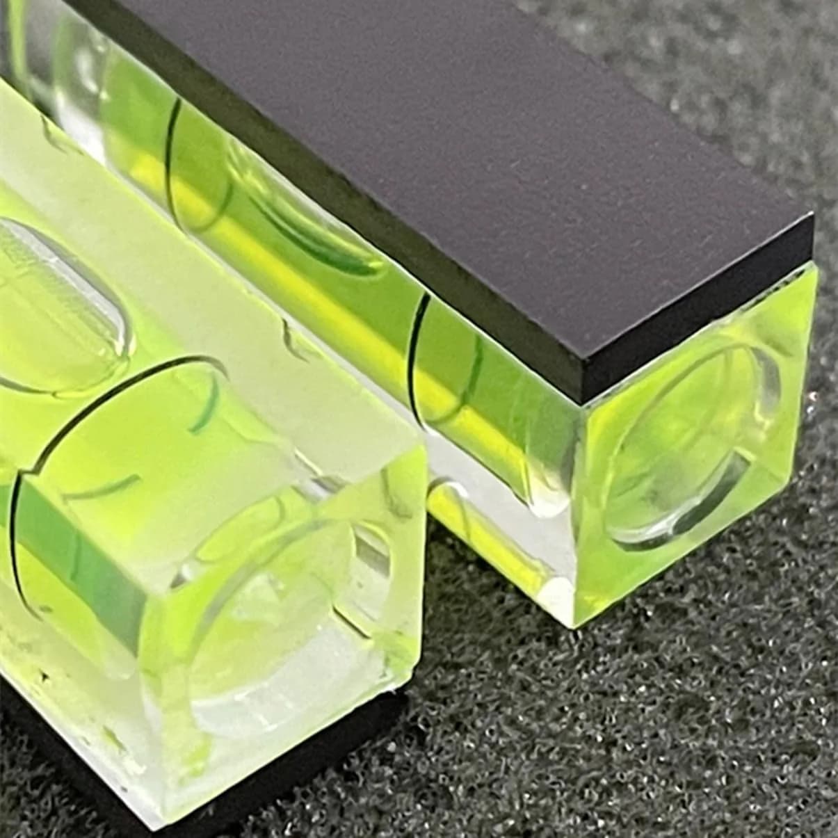 ZUJHPYMI Magnetic Small Bubble Level 10x10x29mm | 6-Piece Set - view 7