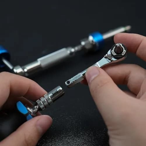 711L 1/4" EDC Ratchet Wrench MK2 with Geared Thumb Wheel | Compact, Alloy Steel, Taiwan Made thumbnail 4