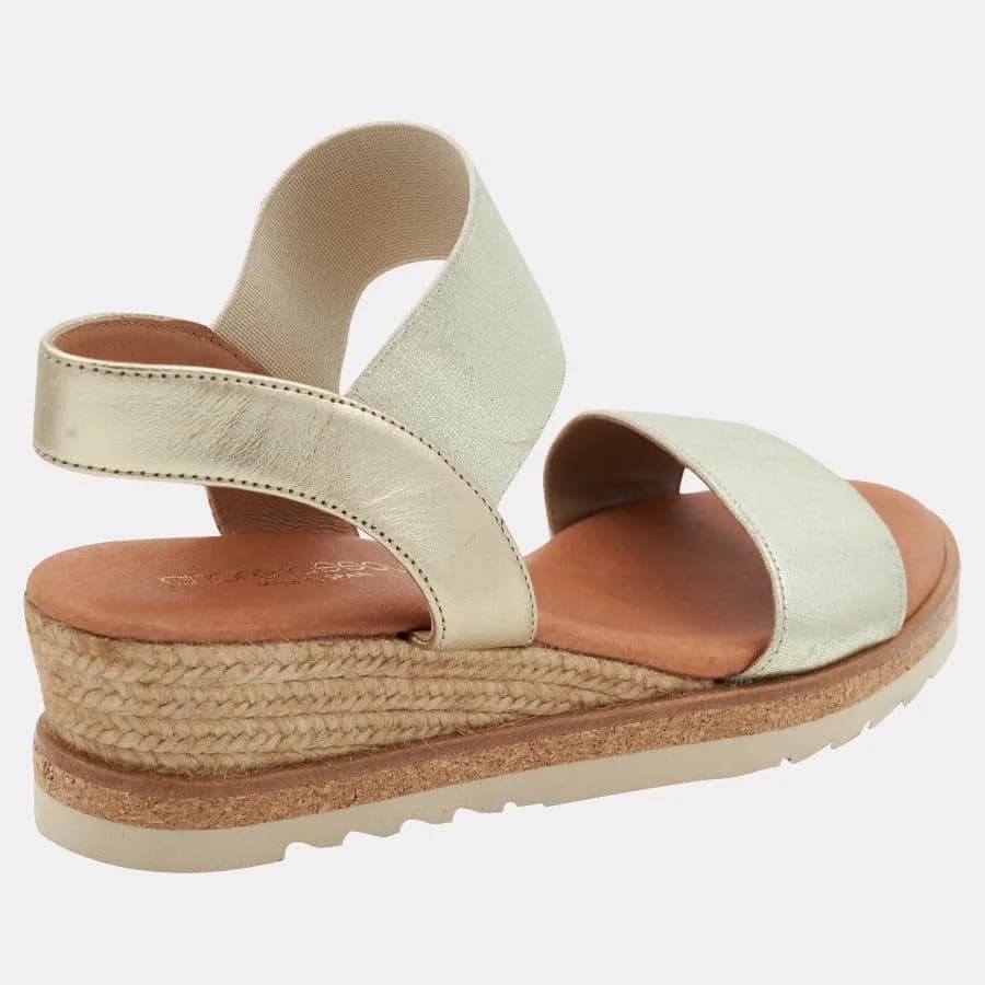 André Assous Neveah Wedge, Platino, Size 6 | Elegant European Craftsmanship thumbnail 7