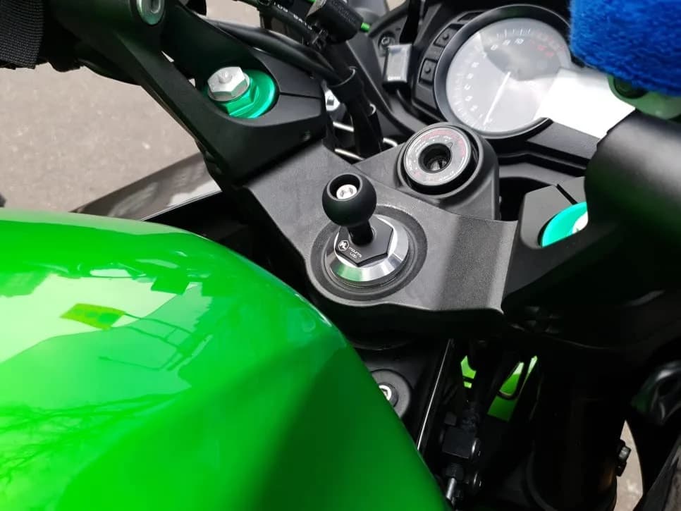 Mounts Lab Ninja Motorcycle Fork Stem Mount with 1-inch Ball for Kawasaki Ninja 12mm Hole | CNC Aluminum & TPU Rubber thumbnail 7
