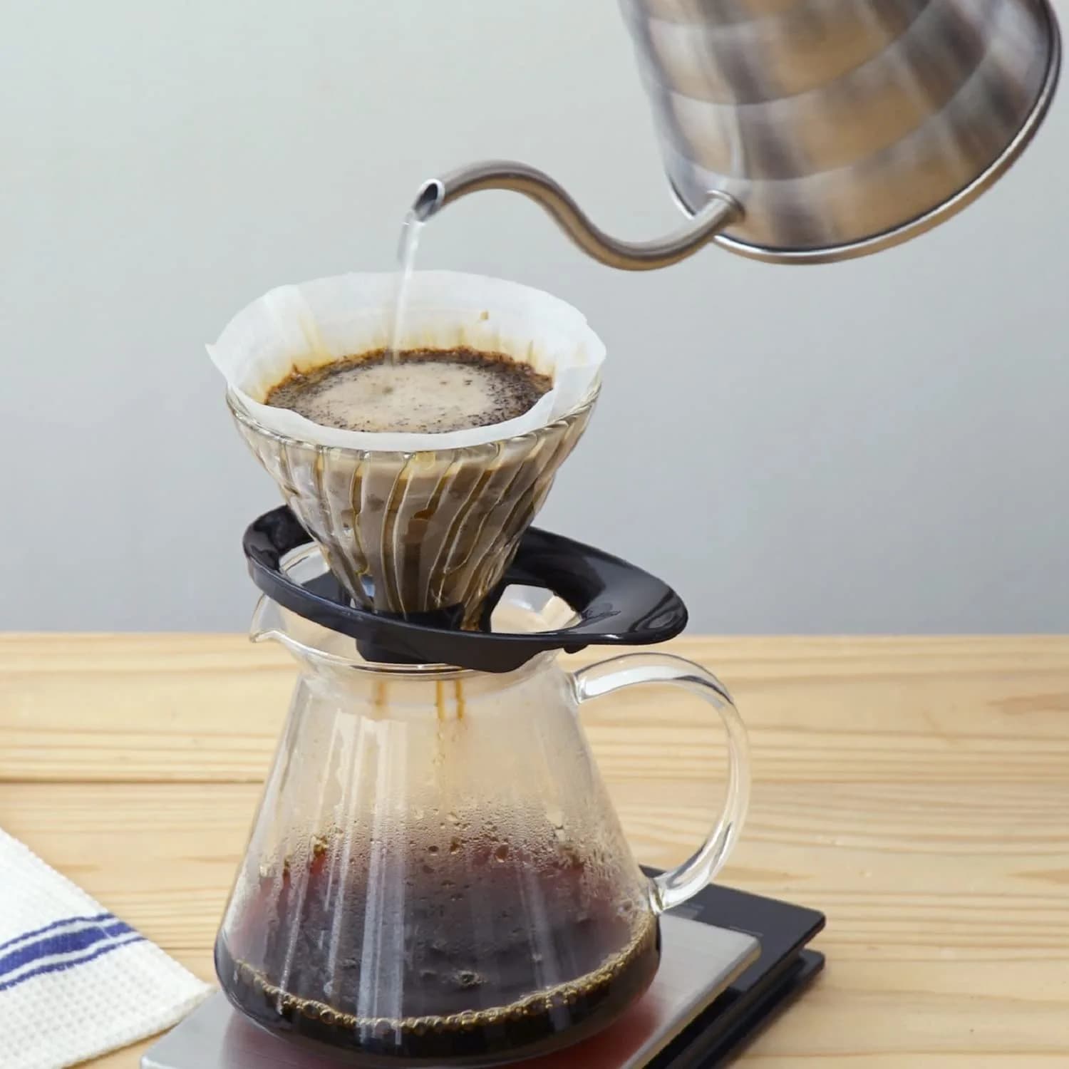 HARIO V60 Heat-resistant Glass Pour Over Coffee Dripper 600ml (0.6L) | Brew Coffee with Clarity - view 6
