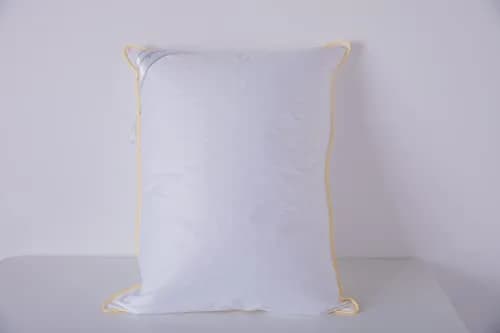 Eastwarmth Goose Down Feather Pillow Standard Size 1.3 kg (2.86 lb) | Supportive Neck & Head Bed Pillow thumbnail 3
