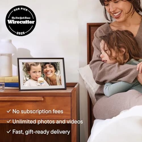 AURA Carver Mat HD Digital Picture Frame 25.65 cm (10.1") | Wirecutter's Best Frame for Gifting thumbnail 3