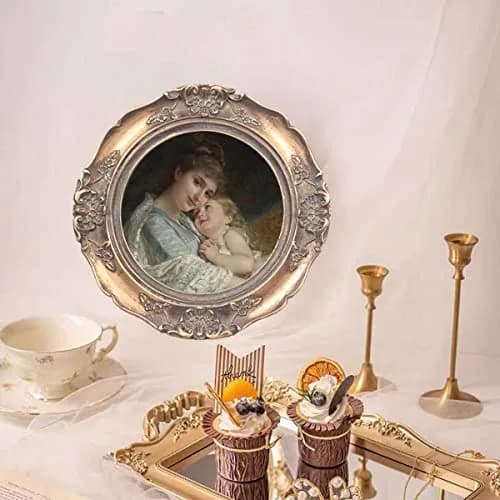 WINPLUS+ Vintage Round Picture Frame 4x4 Inch (10x10 cm) | Antique Bronze Resin with Embossed Floral Detail thumbnail 4