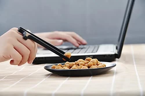 Melostu Finger Chopsticks for Gamers 2pcs | Food-Grade ABS Snack Clips for Gaming & Snacks thumbnail 6