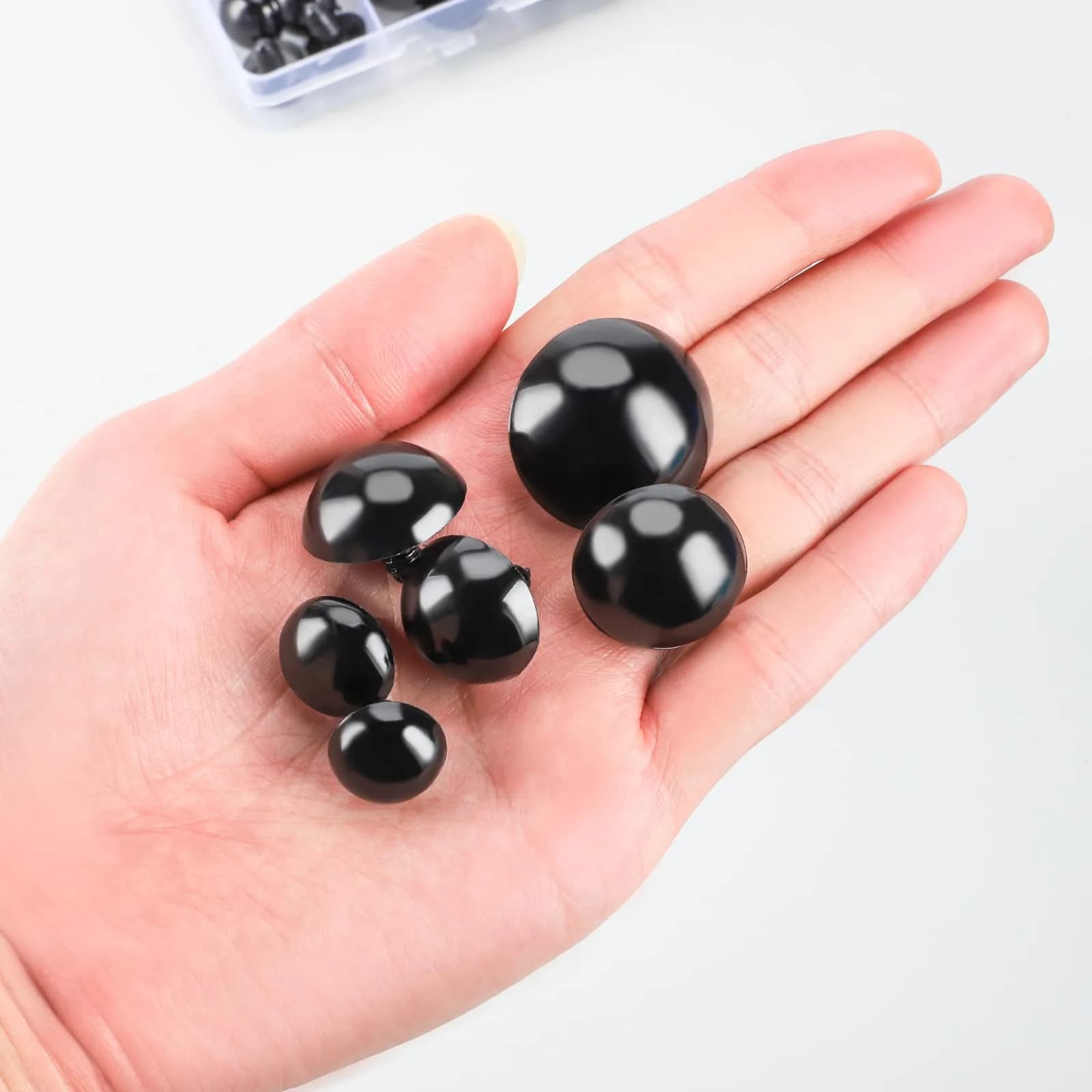 Buylorco Black Safety Eyes for Amigurumi Crochet Stuffed Animals, 16-30mm (60 Pieces) | DIY Craft Supplies - view 3