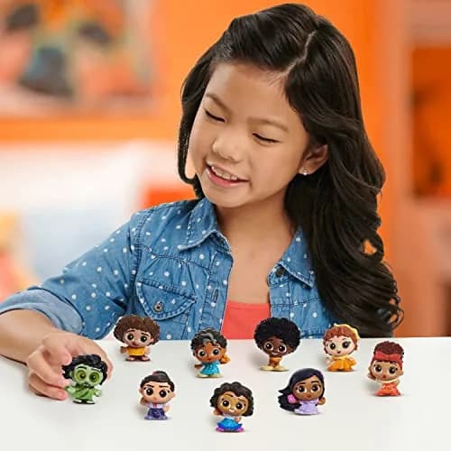 Disney Doorables Encanto Collection Peek 9 Figurines | Just Play Toys for Ages 5+ thumbnail 5