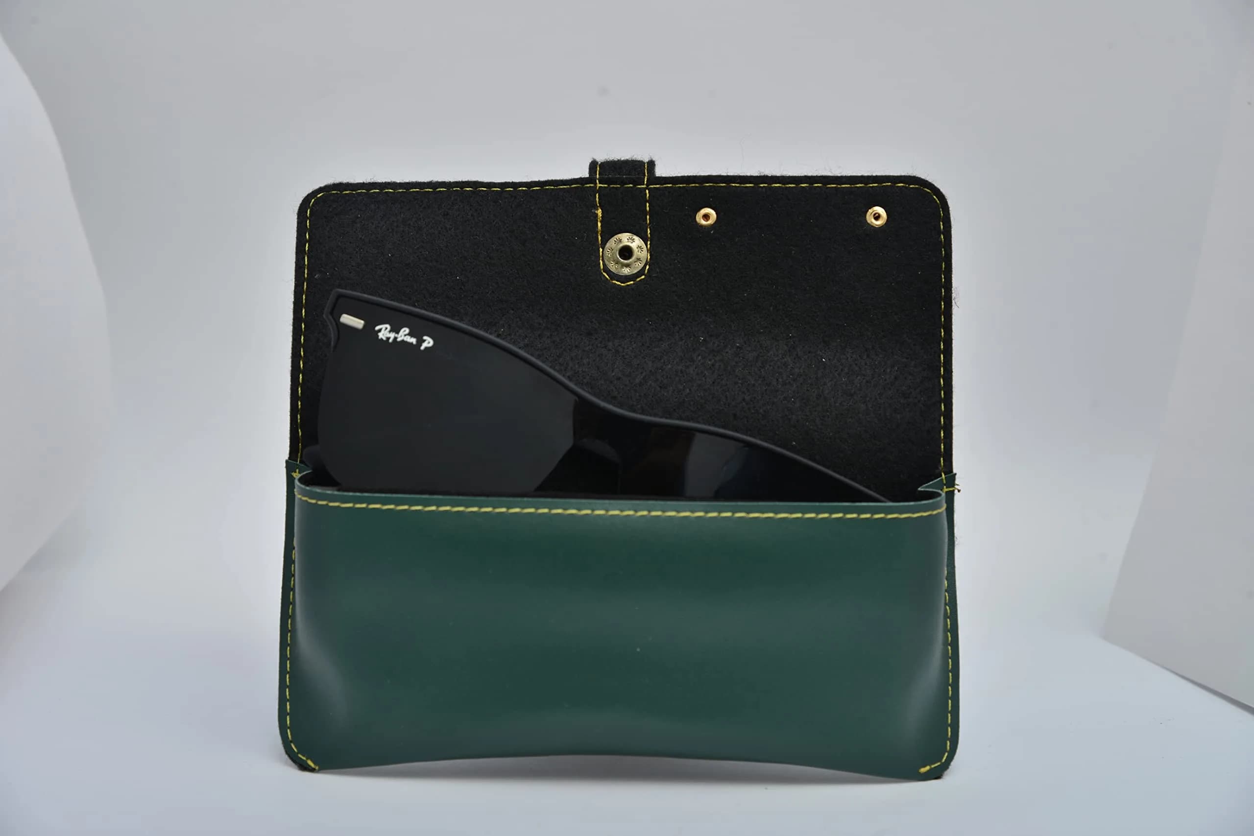 YOUR GIFT STUDIO Personalised Leather Gift Set for Women | Wallet, Passport Cover, Sunglasses Case, Keychain (Green) - view 5