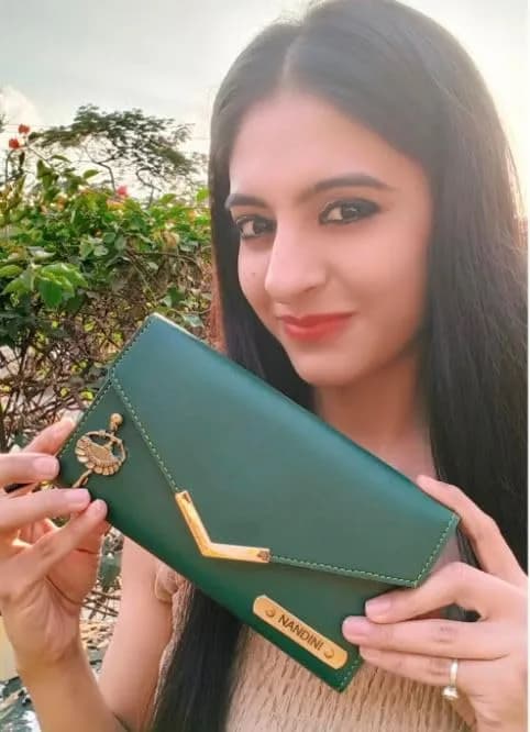 YOUR GIFT STUDIO Personalised Leather Gift Set for Women | Wallet, Passport Cover, Sunglasses Case, Keychain (Green) - view 3