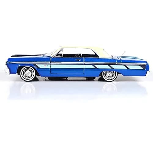 Motormax 1:24 Scale Non-Riding Toy Vehicle 7.75 inches (L) x 3 inches (W) x 3 inches (H) | Candy Blue Metallic thumbnail 2