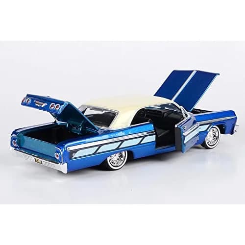 Motormax 1:24 Scale Non-Riding Toy Vehicle 7.75 inches (L) x 3 inches (W) x 3 inches (H) | Candy Blue Metallic thumbnail 3