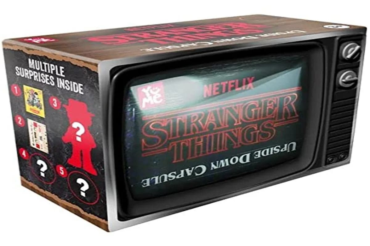 Stranger Things MAXX Marketing Capsule Toy Figure Blue 7.1cm (H) x 9.9cm (L) x 7cm (W) | Collectible Figures for Fans - main product image