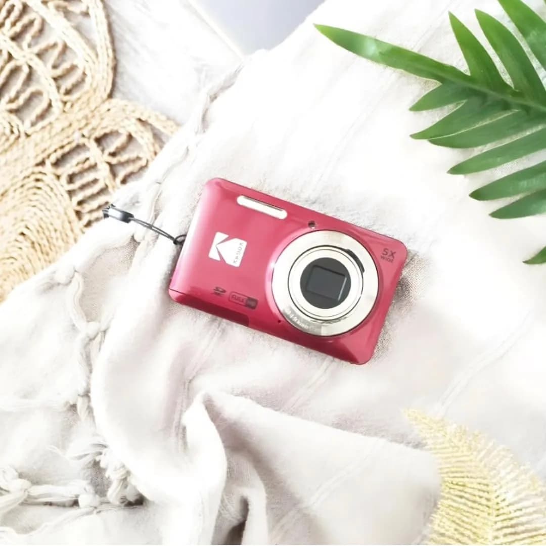 KODAK PIXPRO FZ55 Red Digital Camera - 16MP, 5X Optical Zoom, 1080p Full HD Video - view 2