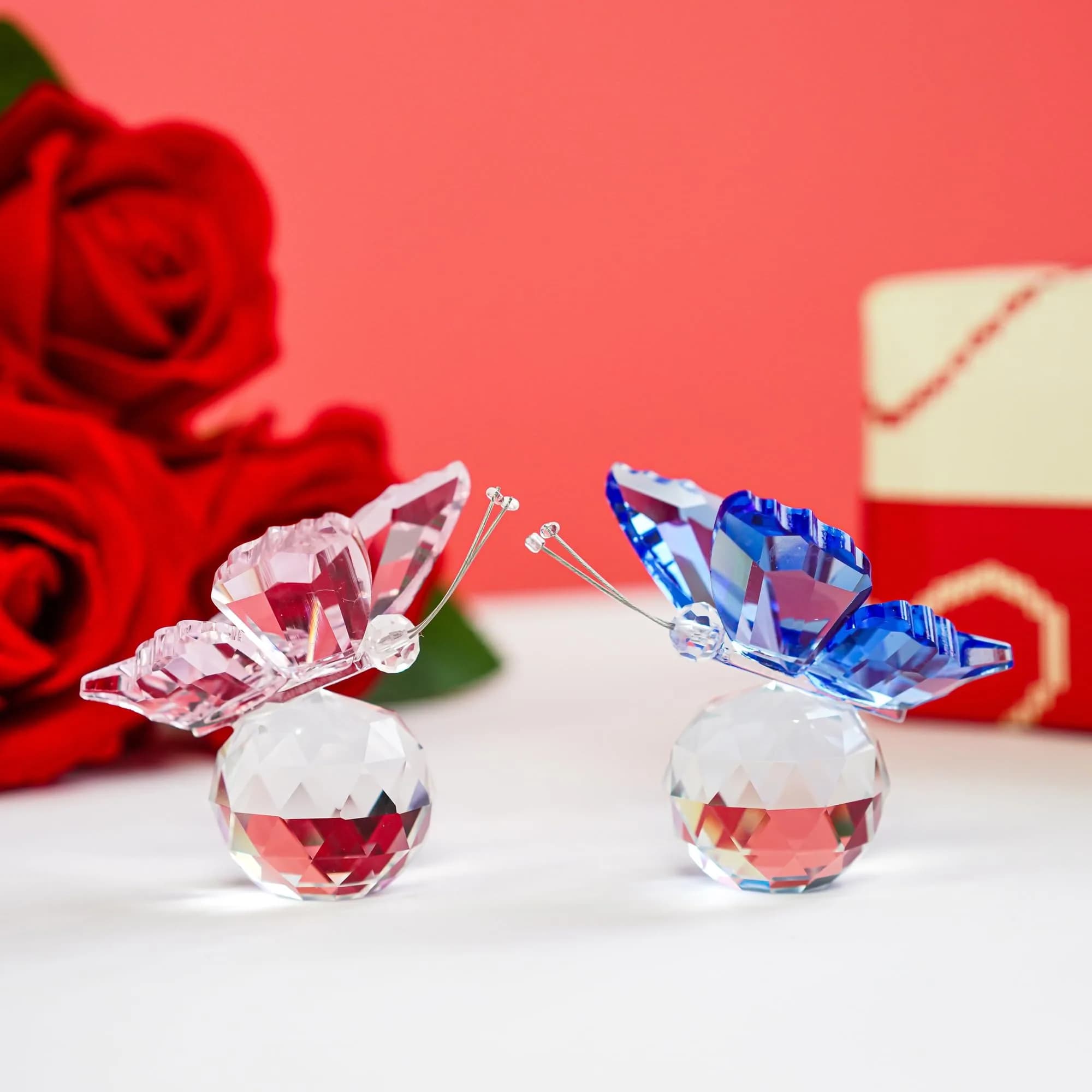 H&D HYALINE & DORA Crystal Butterfly Figurine with Ball Base 5.1 cm (2 in) | Handmade Glass Animal Ornament - view 5