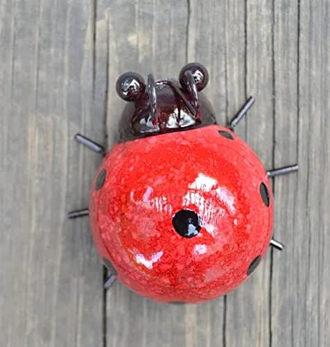 GIFTME 5 Metal Garden Yard Art Ladybugs 4 Pack | Rustproof Outdoor Decor thumbnail 8
