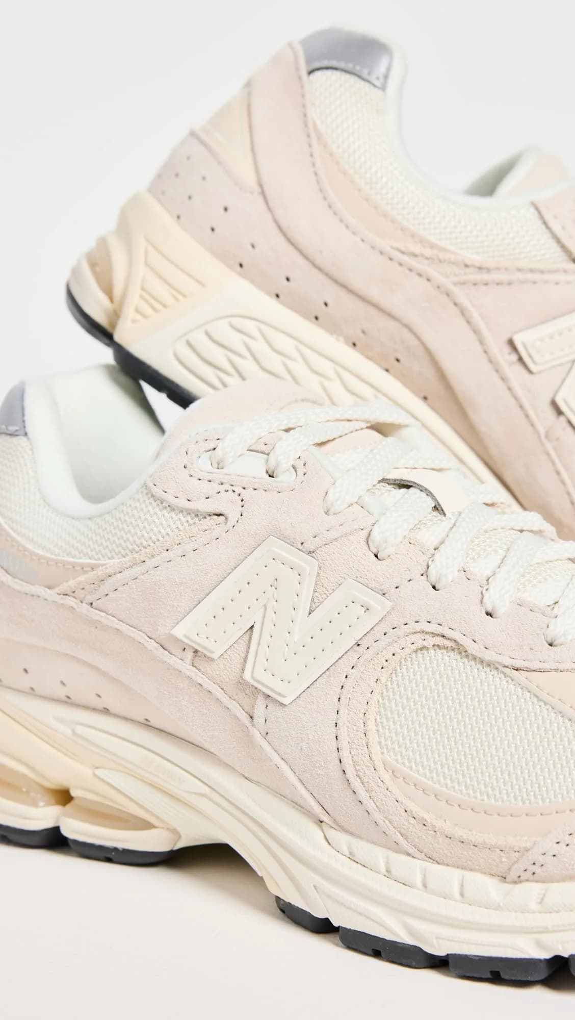 New Balance 2002 R Sneakers Men 8 Medium US | Heritage Style Meets Modern Comfort thumbnail 7
