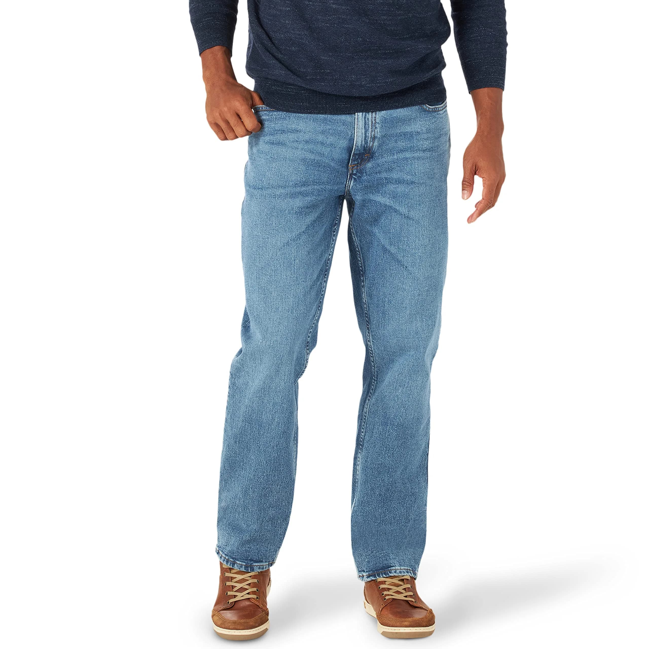 Lee Men's Legendary Relaxed Fit Jean, True Blue, 32W x 32L | Straight Leg — True Blue