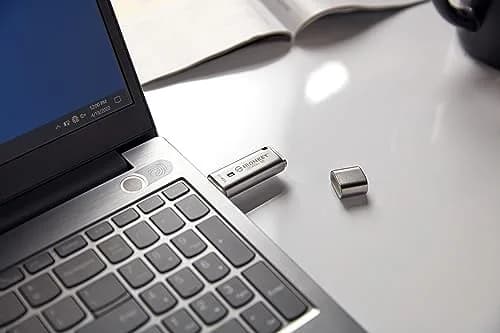 Kingston Ironkey Locker+ 50 32GB Encrypted USB Flash Drive | USB 3.2 Gen 1 | XTS-AES Protection | Multi-Password Security | Cloud Backup | Metal Casing thumbnail 7