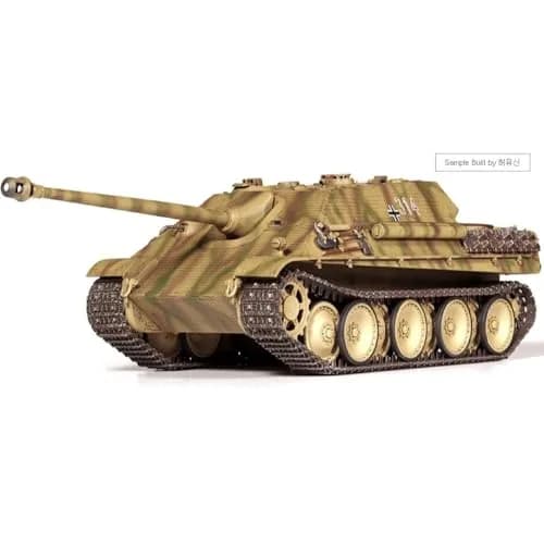 Academy 13539 1/35 German Heavy Tank Destroyer Jagdpanter G1 Model Kit | Precise Armor & WWII Detail (110-120 chars) thumbnail 2